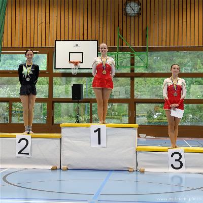 podium_fsg5_0_20250504165332_4O6A9452