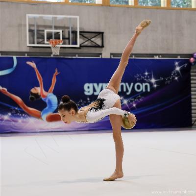 r3_nyon_20250202111236_4O6A04669